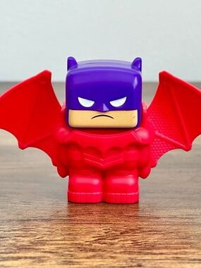 Wendy’s DC Rides Batman Variant Villian Zur-En-Arrh Action Figure Toy Purple Red